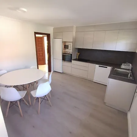Holiday home Independiente Zona Coruxo Oya