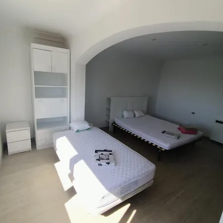 Independiente Zona Coruxo Holiday home Oya