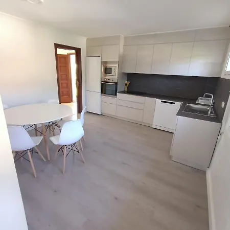 Holiday home Independiente Zona Coruxo Oya
