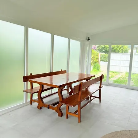 Independiente Zona Coruxo Holiday home Oya