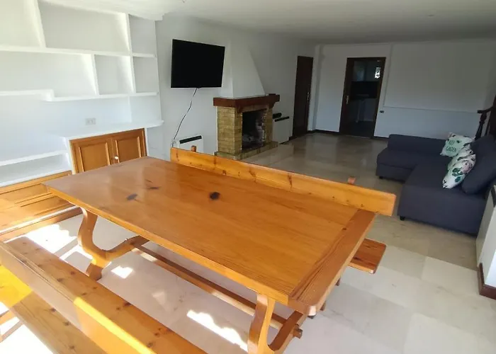 Casa de Férias Independiente Zona Coruxo Oya