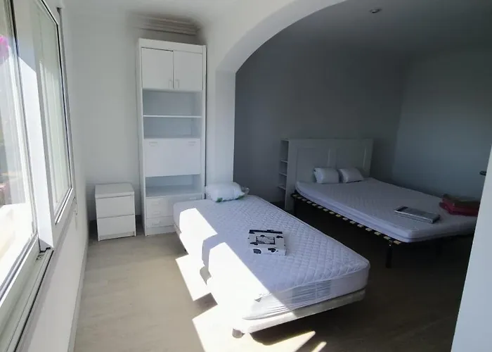 Independiente Zona Coruxo Casa de Férias *